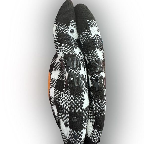 NWT Muk Luks Women’s Shortie Cabin Sock (Small 5-7) - Picture 3 of 5